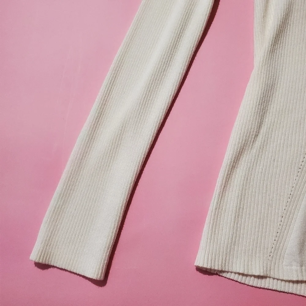 DKNY Jeans Off White Cream Ivory Knit V Neck Sweater - Picture 7 of 12